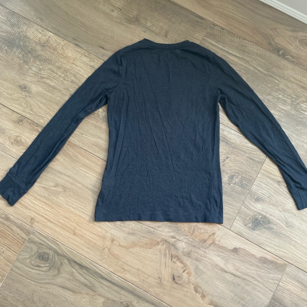 Quinnipiac long sleeve women’s v neck - Picture 4 of 4